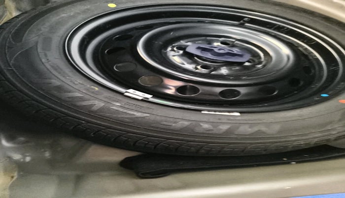 2021 Maruti New Wagon-R VXI 1.0 AMT, Petrol, Automatic, 66,109 km, tyre