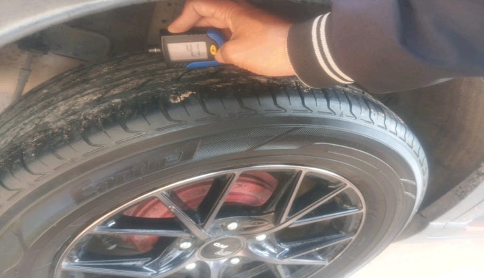 2019 Hyundai VENUE S 1.0 TURBO DCT, Petrol, Automatic, 56,450 km, tyre