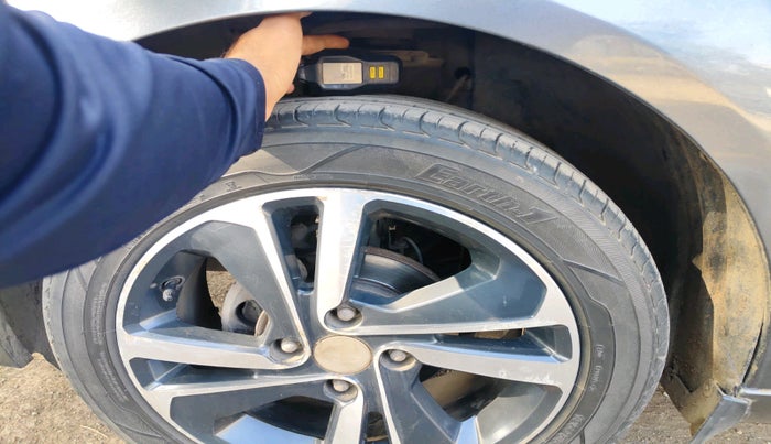 2022 Tata ALTROZ XZ PETROL, Petrol, Manual, 64,234 km, tyre