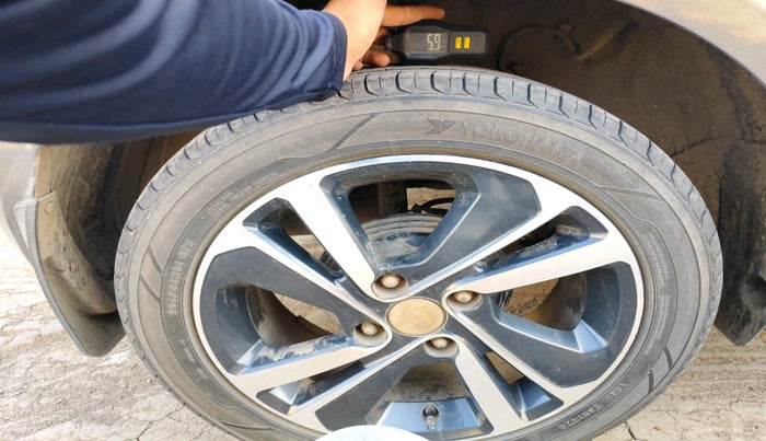 2022 Tata ALTROZ XZ PETROL, Petrol, Manual, 64,234 km, tyre