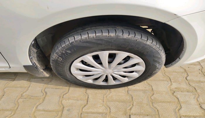 2016 Maruti Swift Dzire VDI, Diesel, Manual, 1,23,362 km, tyre