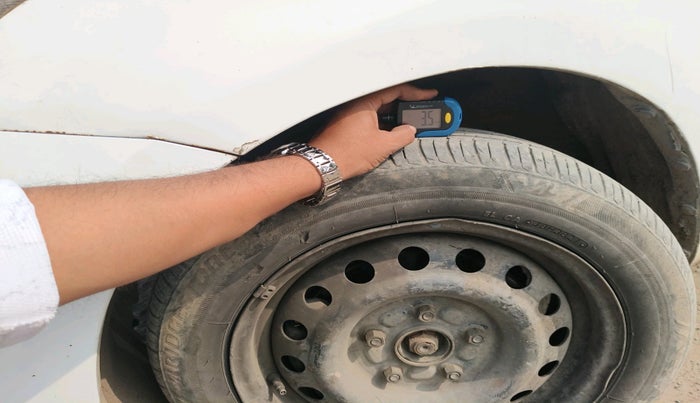 2015 Maruti Ertiga VDI SHVS, Diesel, Manual, 1,42,016 km, tyre