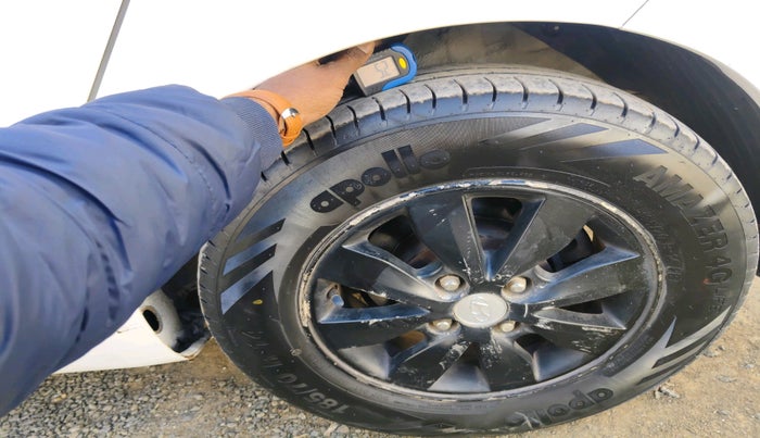 2013 Hyundai i20 ASTA 1.4 CRDI, Diesel, Manual, 1,10,383 km, tyre