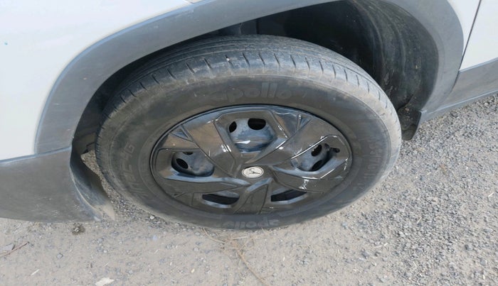 2023 Tata PUNCH PURE MT, Petrol, Manual, 24,100 km, tyre