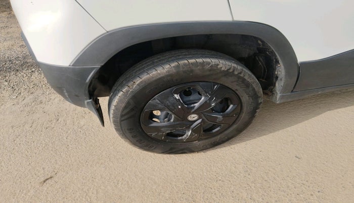 2023 Tata PUNCH PURE MT, Petrol, Manual, 24,100 km, tyre