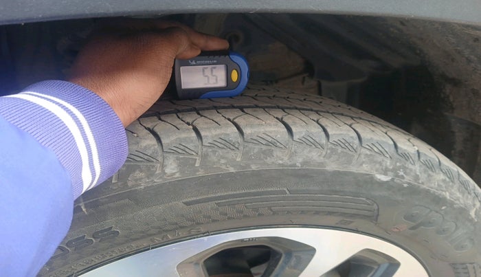 2022 Maruti Grand Vitara ZETA SMART HYBRID, Petrol, Manual, 44,449 km, tyre