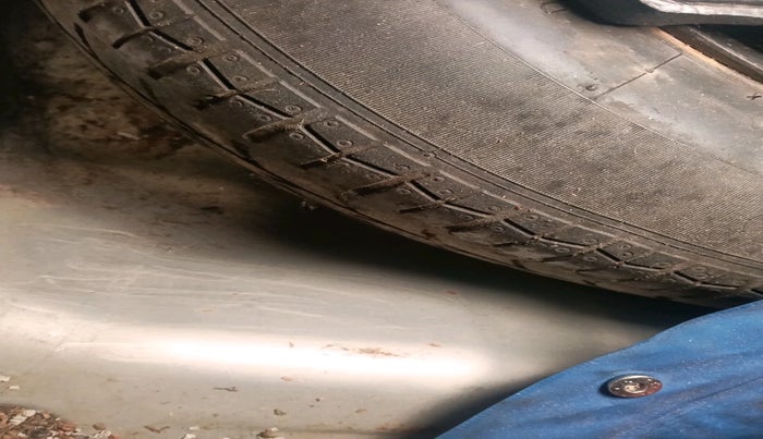 2018 Maruti Celerio ZXI, Petrol, Manual, 1,06,234 km, tyre