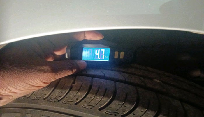 2018 Maruti Celerio ZXI, Petrol, Manual, 1,06,234 km, tyre