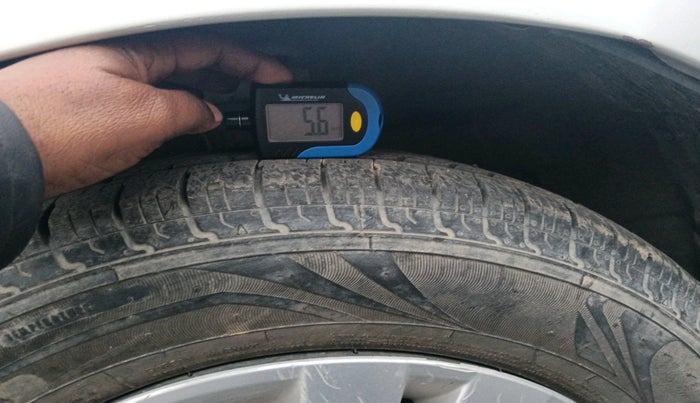 2013 Maruti Swift Dzire VXI, Petrol, Manual, 71,098 km, tyre