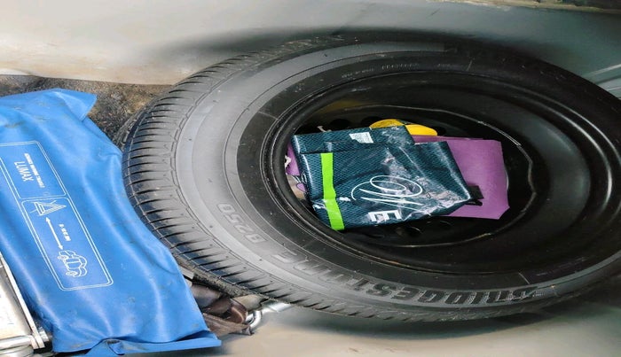 2015 Honda City 1.5L I-VTEC V MT, Petrol, Manual, 47,664 km, tyre