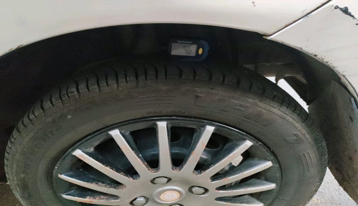 2011 Tata Indica Vista TERRA QUADRAJET, Diesel, Manual, 2,09,292 km, tyre