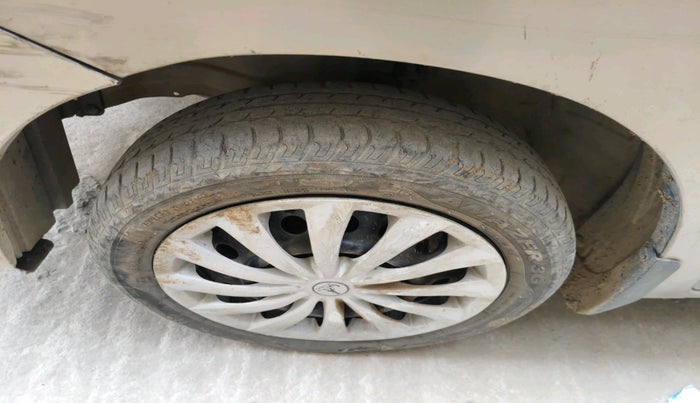 2013 Maruti Wagon R 1.0 VXI, Petrol, Manual, 85,573 km, tyre