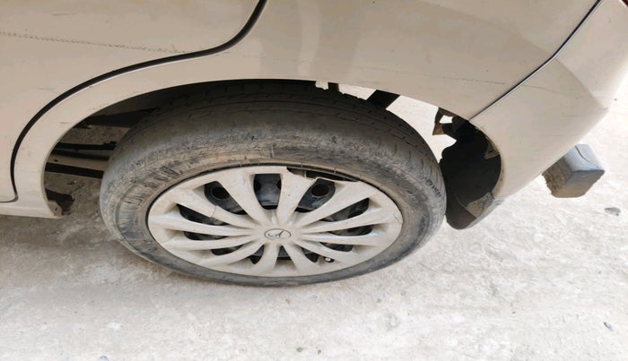 2013 Maruti Wagon R 1.0 VXI, Petrol, Manual, 85,573 km, tyre