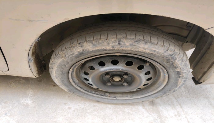 2013 Maruti Wagon R 1.0 VXI, Petrol, Manual, 85,573 km, tyre