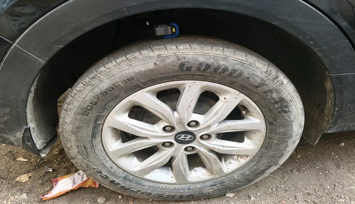 2018 Hyundai Creta SX 1.6 PETROL, Petrol, Manual, 76,177 km, tyre