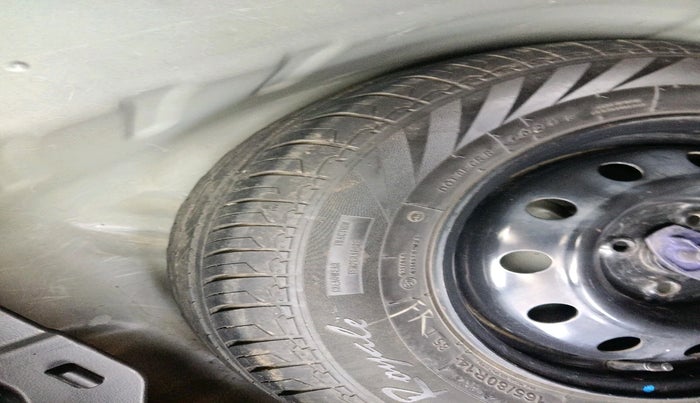 2021 Maruti Dzire VXI, Petrol, Manual, 1,03,331 km, tyre