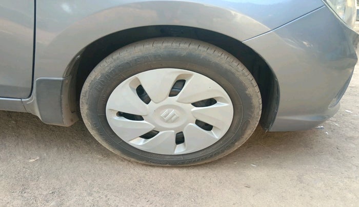 2017 Maruti Celerio VXI AMT, Petrol, Automatic, 57,186 km, tyre