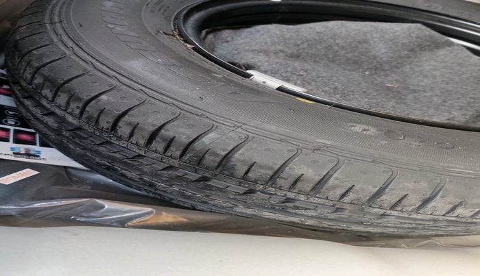 2020 Hyundai Elite i20 SPORTZ PLUS 1.2, Petrol, Manual, 27,327 km, tyre