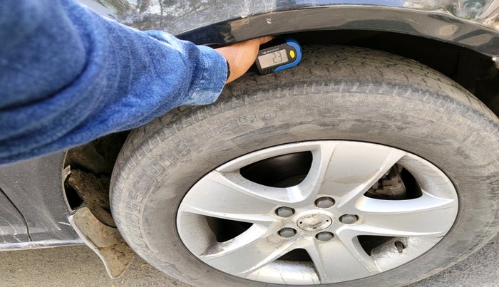 2011 Skoda Laura AMBIENTE 2.0 TDI CR AT, Diesel, Automatic, 80,116 km, tyre