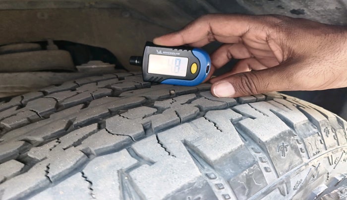 2024 Mahindra Thar Roxx AX7 L Diesel AT 4WD, Diesel, Automatic, 42,510 km, tyre