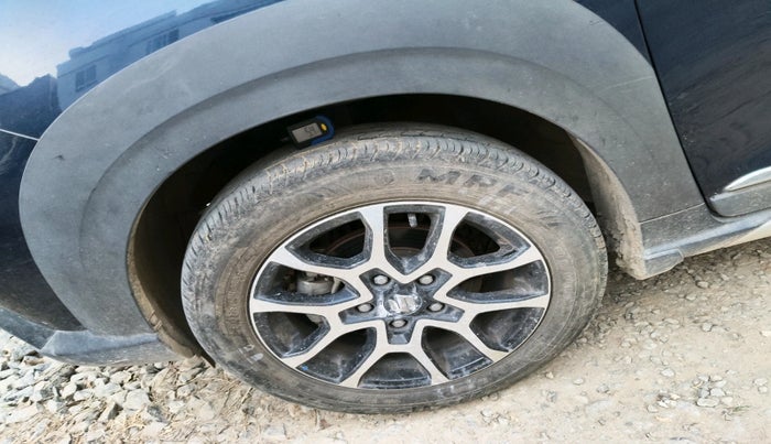 2023 Maruti XL6 ZETA MT, Petrol, Manual, 15,412 km, tyre