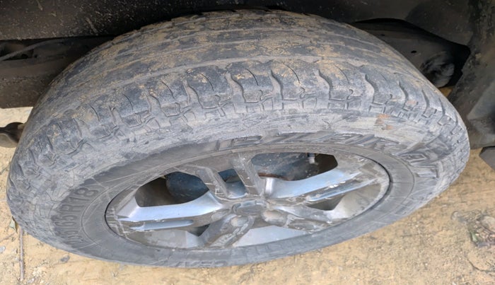 2021 Mahindra Thar LX HARD TOP 4WD MT, Diesel, Manual, 1,11,915 km, tyre