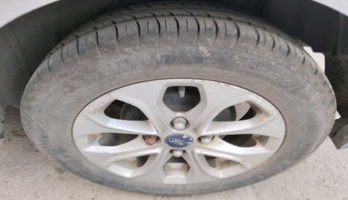 2016 Ford New Figo TITANIUM1.5 DIESEL, Diesel, Manual, 1,34,914 km, tyre