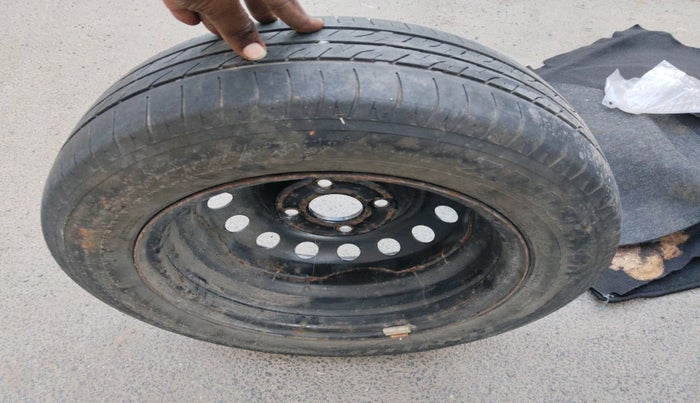 2016 Ford New Figo TITANIUM1.5 DIESEL, Diesel, Manual, 1,34,914 km, tyre