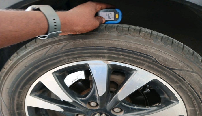 2018 Maruti S Cross ZETA 1.3, Diesel, Manual, 1,39,075 km, tyre