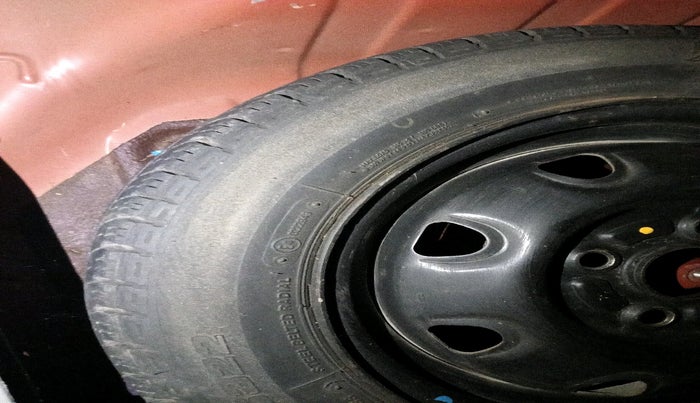 2014 Maruti Alto K10 VXI, Petrol, Manual, 32,745 km, tyre