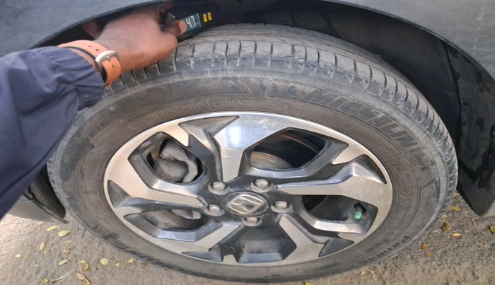 2017 Honda BR-V 1.5L I-VTEC V CVT, Petrol, Automatic, 30,473 km, tyre