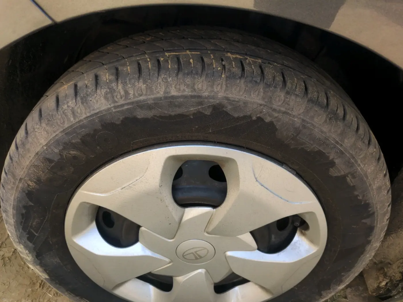 2024 Tata Tiago XM CNG, CNG, Manual, 21,689 km, tyre