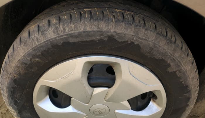 2024 Tata Tiago XM CNG, CNG, Manual, 21,689 km, tyre