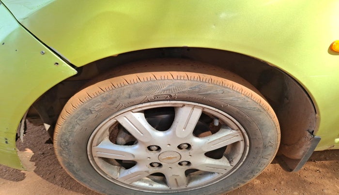 2011 Chevrolet Beat LT PETROL, Petrol, Manual, 99,077 km, tyre