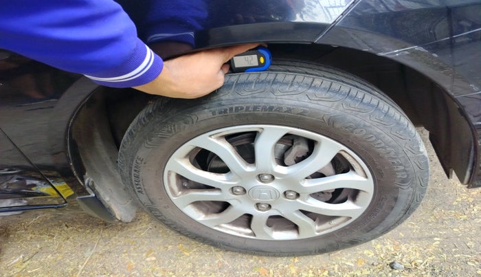 2013 Honda Amaze 1.2L I-VTEC VX, Petrol, Manual, 58,445 km, tyre