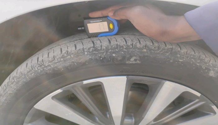 2023 Honda City 1.5L I-VTEC ZX, Petrol, Manual, 34,836 km, tyre