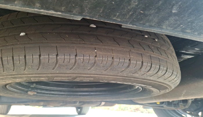 2023 KIA CARENS PRESTIGE 1.4 PETROL 7 STR, Petrol, Manual, 23,141 km, tyre