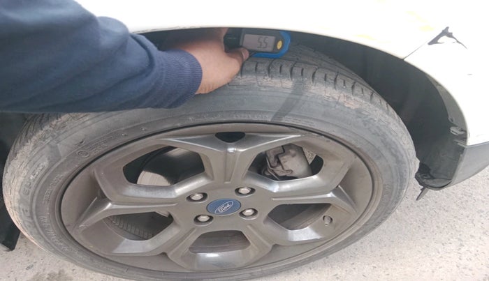 2019 Ford Ecosport TITANIUM 1.5L SPORTS(SUNROOF) DIESEL, Diesel, Manual, 1,03,568 km, tyre