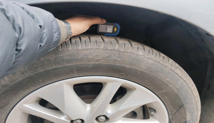 2018 Toyota Innova Crysta 2.4 GX 7 STR, Diesel, Manual, 81,793 km, tyre