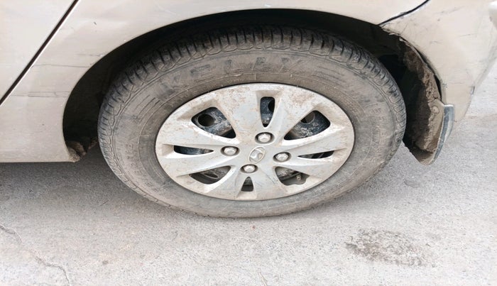 2011 Hyundai i10 SPORTZ 1.2, Petrol, Manual, 69,572 km, tyre