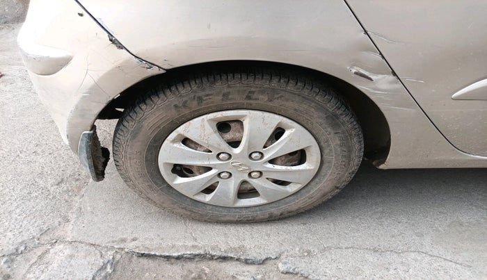 2011 Hyundai i10 SPORTZ 1.2, Petrol, Manual, 69,572 km, tyre