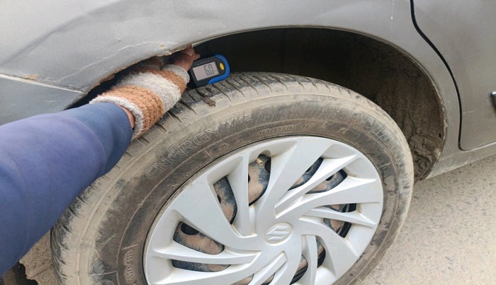 2020 Maruti Ertiga VXI SHVS, Petrol, Manual, 51,893 km, tyre