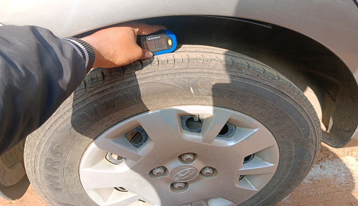 2012 Hyundai i20 MAGNA 1.2, Petrol, Manual, 63,898 km, tyre