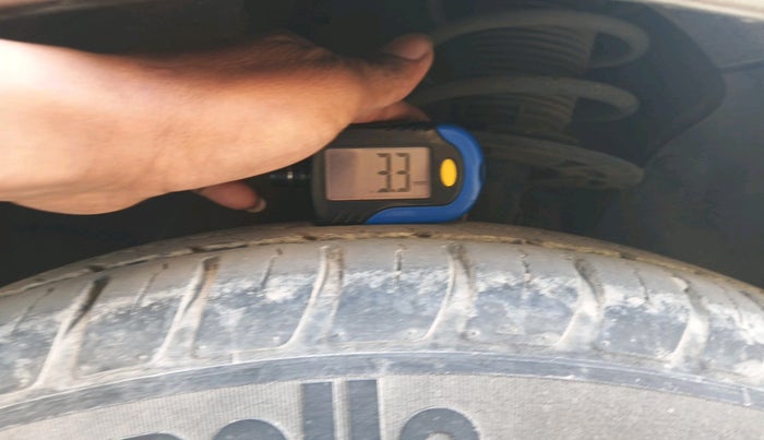 2020 Maruti Dzire VXI, Petrol, Manual, 21,076 km, tyre