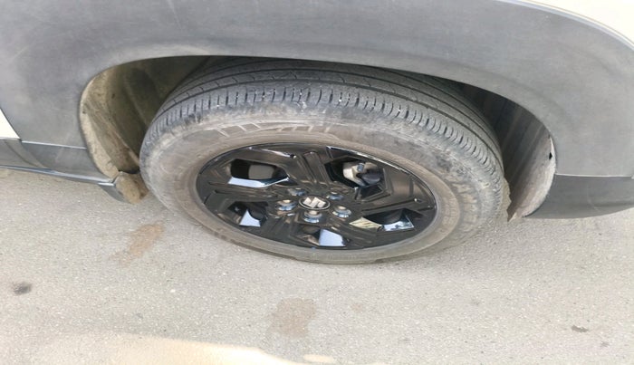 2022 Maruti BREZZA ZXI SMART HYBRID , Petrol, Manual, 36,420 km, tyre