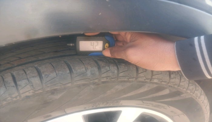 2021 Maruti S Cross ZETA AT 1.5, Petrol, Automatic, 87,659 km, tyre