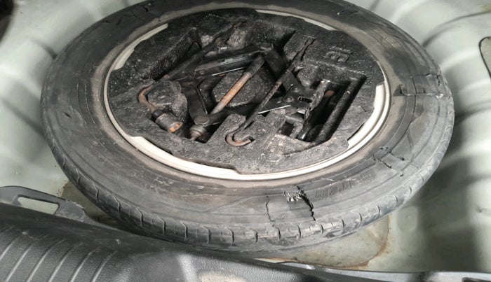 2013 Hyundai New Elantra 1.6 SX AT DIESEL, Diesel, Automatic, 91,480 km, tyre