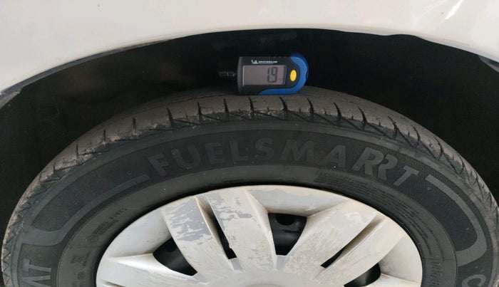 2019 Maruti Alto LXI, Petrol, Manual, 30,622 km, tyre
