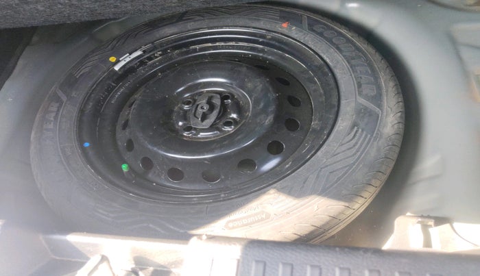 2024 Maruti FRONX DELTA PLUS 1.2L AGS, Petrol, Automatic, 26,738 km, tyre