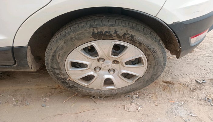 2017 Ford Ecosport TREND 1.5L PETROL, Petrol, Manual, 93,061 km, tyre